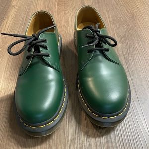 Green Dr. Martens Oxford 1461 Smooth Leather